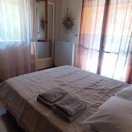 Vakantiehuis Cute House With Mountain Views *