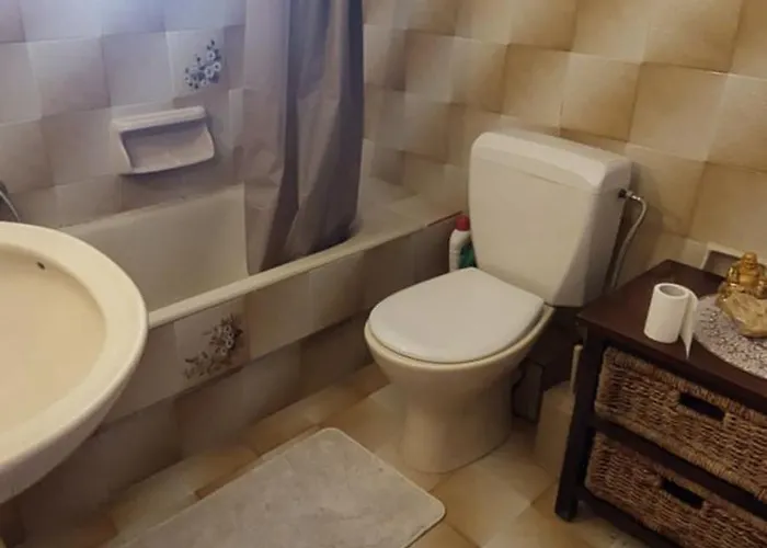 Semesterbostad Cute House With Mountain Views Katsaros (Elis)